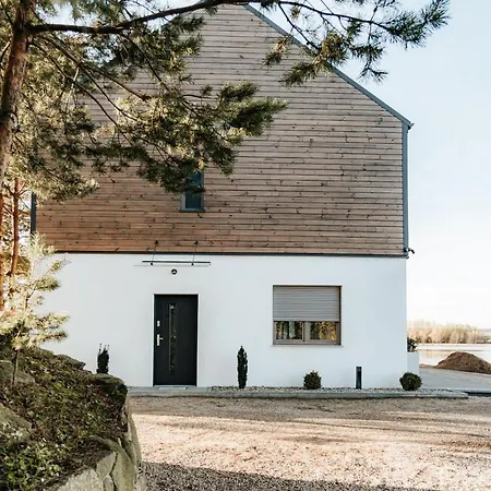 Villa Kolo Wody Strzelce (Namyslow)